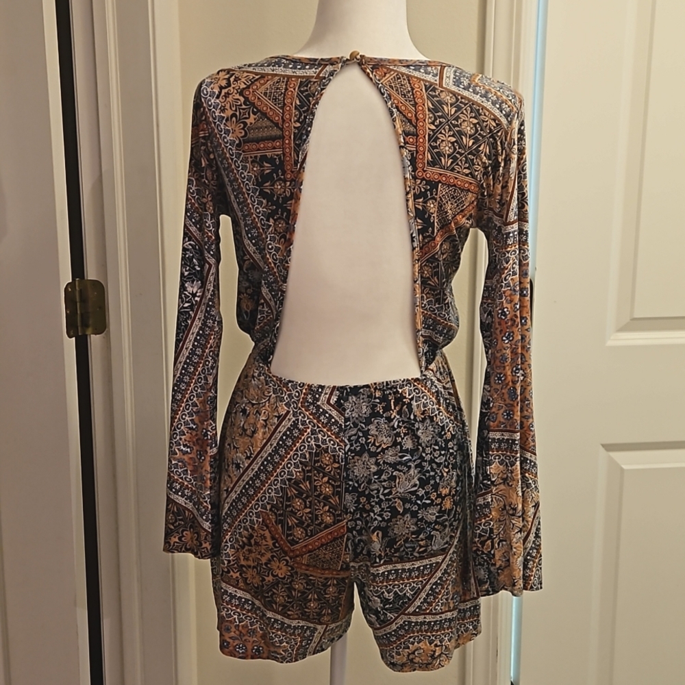 Earthbound Romper - Picture 5 of 8